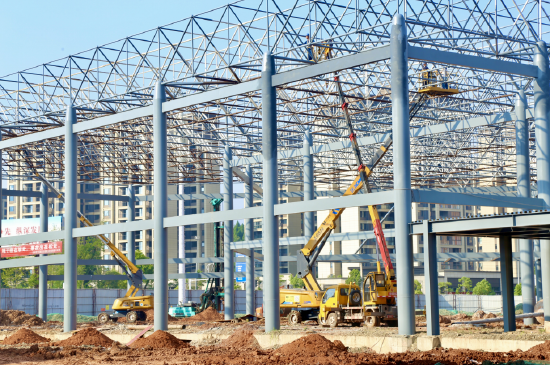 遂寧高新區(qū)西部鐵路物流園 錯時施工戰(zhàn)高溫，安全進度雙保障